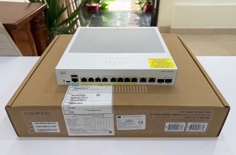 Switch Cisco Catalyst C1200-8P-E-2G với 8 cổng PoE
