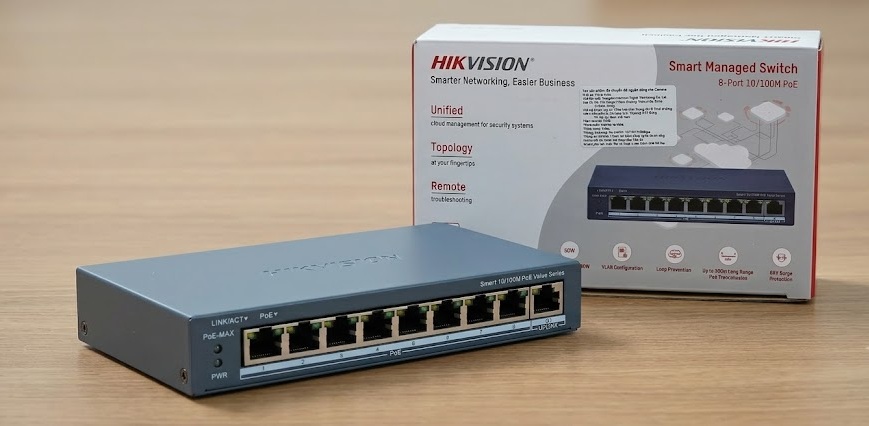 Switch PoE Hikvision DS-3E1309P-EI/M 8 cổng Fast Ethernet