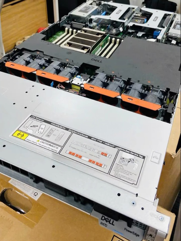 Thiết kế bên trong máy chủ Dell R470