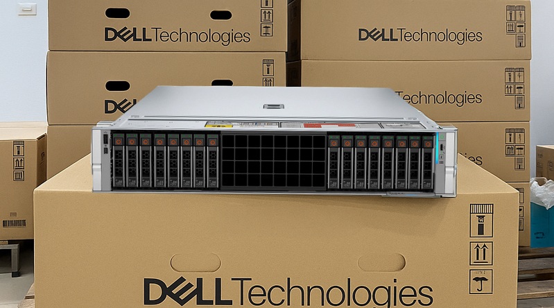 Mặt trước Máy chủ Dell PowerEdge R770 16x2.5 Inch