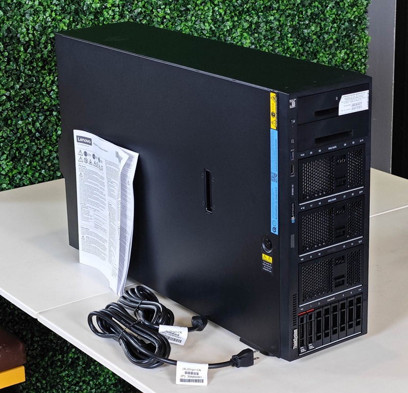 Tower Server Lenovo ThinkSystem ST650 4U